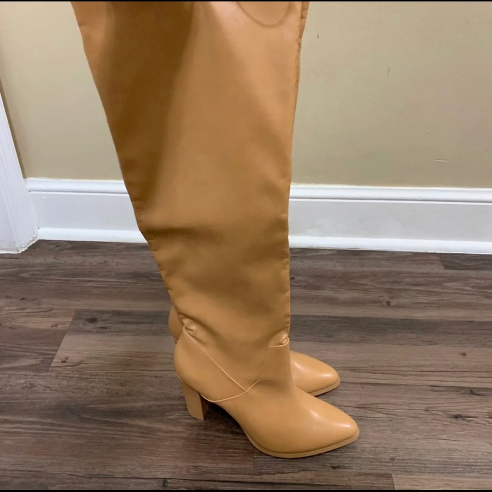 Express Tan Vegan Leather Heeled Boots Size 10 - Picture 8 of 12